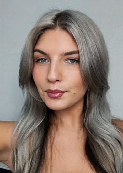 Graci, haircolor, highlight and long hair specialist in Port Orange FL